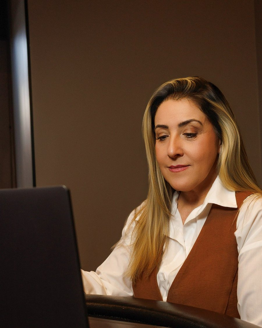 Retrato de Carol Romano, advogada — OAB/SP 442.571